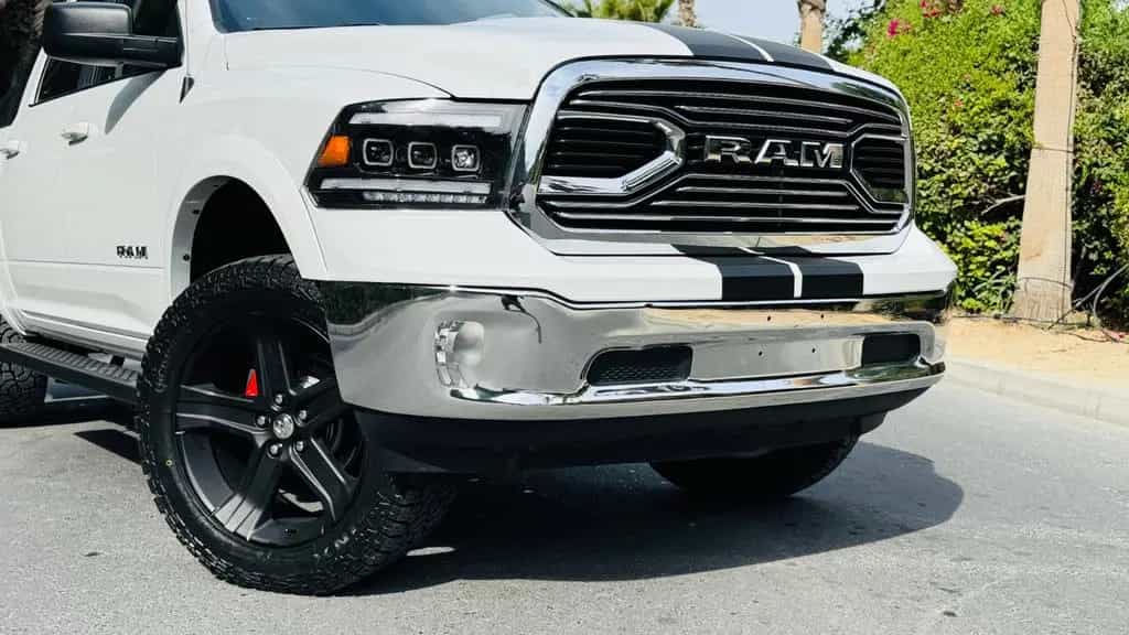 Dodge RAM NEUWAGEN*LARAMIE*OFFROAD*BÜGEL*LIFT*LED*GARANTI* 11/2025-photo-13