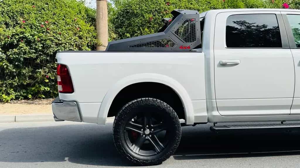 Dodge RAM NEUWAGEN*LARAMIE*OFFROAD*BÜGEL*LIFT*LED*GARANTI* 11/2025-photo-14
