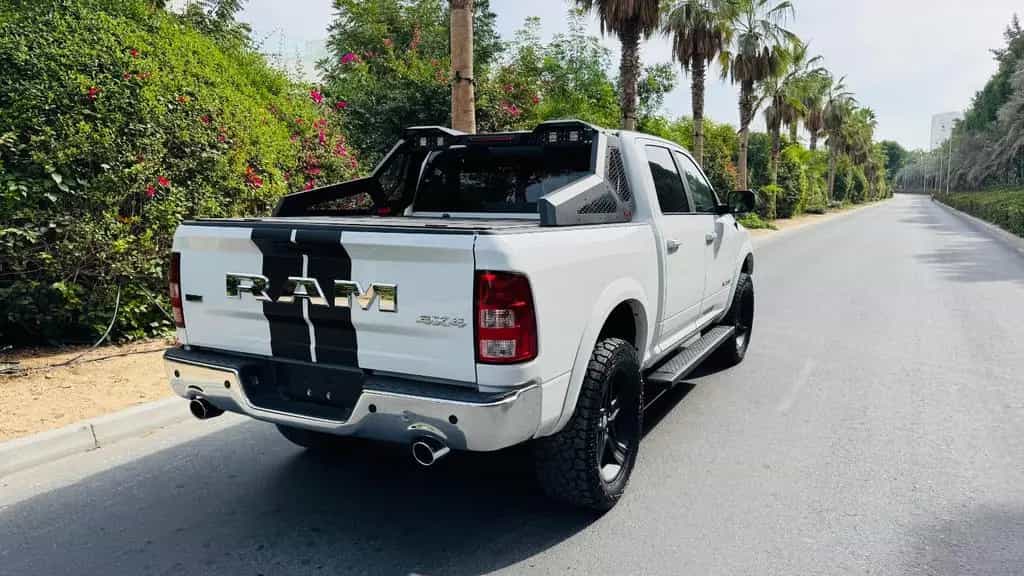 Dodge RAM NEUWAGEN*LARAMIE*OFFROAD*BÜGEL*LIFT*LED*GARANTI* 11/2025-photo-16