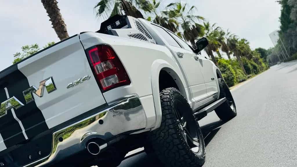Dodge RAM NEUWAGEN*LARAMIE*OFFROAD*BÜGEL*LIFT*LED*GARANTI* 11/2025-photo-22