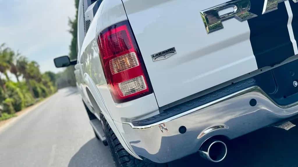 Dodge RAM NEUWAGEN*LARAMIE*OFFROAD*BÜGEL*LIFT*LED*GARANTI* 11/2025-photo-28