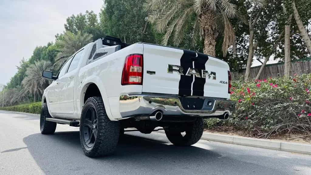 Dodge RAM NEUWAGEN*LARAMIE*OFFROAD*BÜGEL*LIFT*LED*GARANTI* 11/2025-photo-34