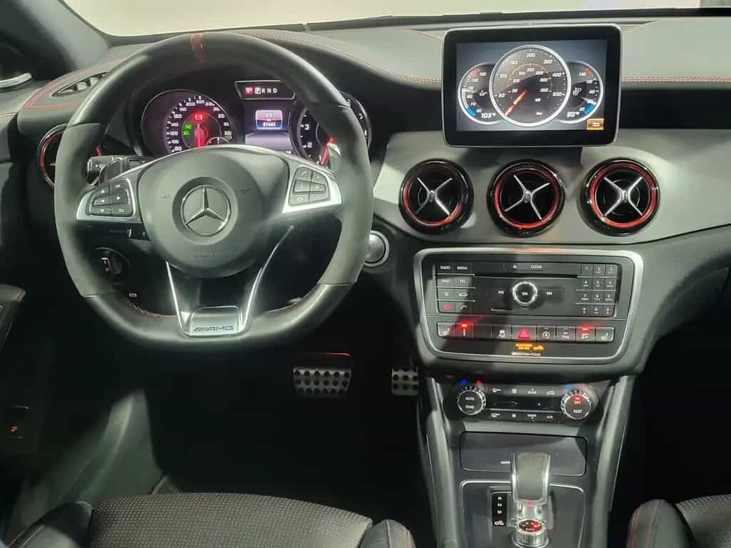Mercedes-Benz CLA-Class Shooting Brake CLA 45 AMG 4Matic 02/2016-photo-20