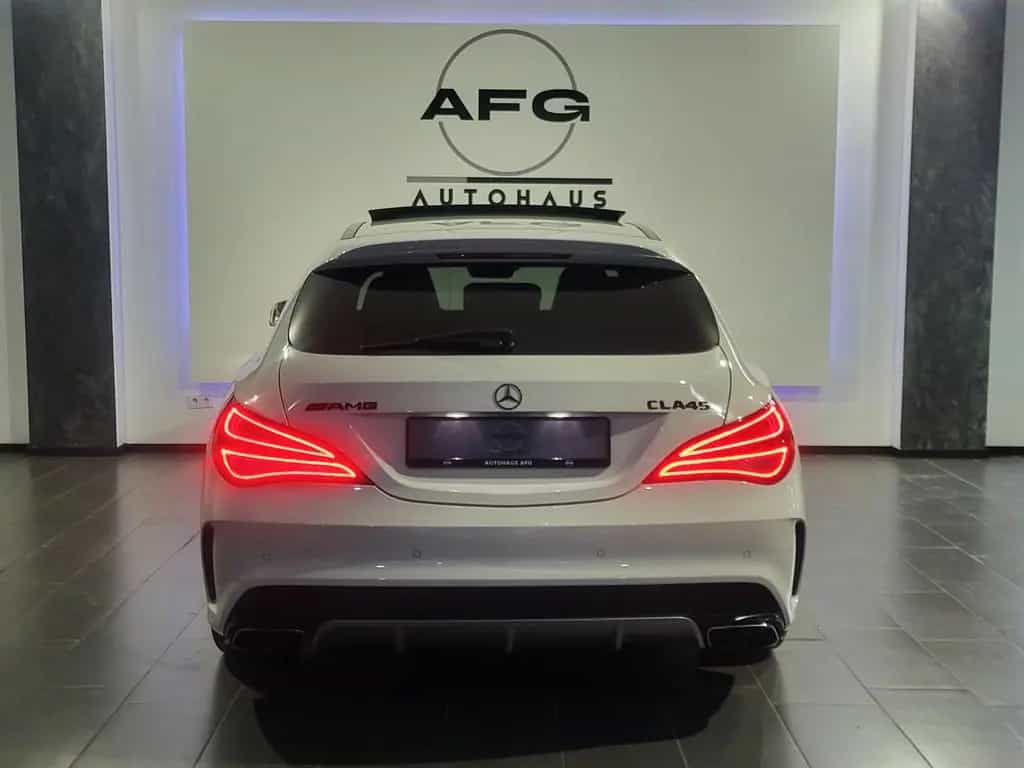 Mercedes-Benz CLA-Class Shooting Brake CLA 45 AMG 4Matic 02/2016-photo-5