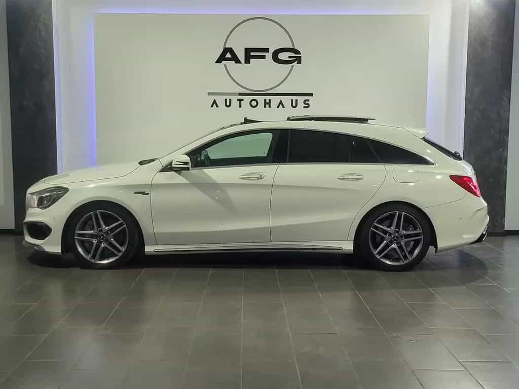 Mercedes-Benz CLA-Class Shooting Brake CLA 45 AMG 4Matic 02/2016-photo-7