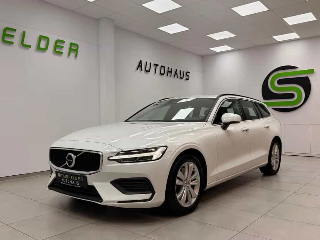 Volvo V60 Kombi Momentum Pro KAMERA / SPUR / ACC 12/2021-photo-2