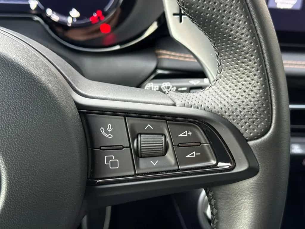 Alfa Romeo Tonale VELOCE 1.5 VGT 48V-Hybrid RFK ACC AD Lede 06/2024-photo-17