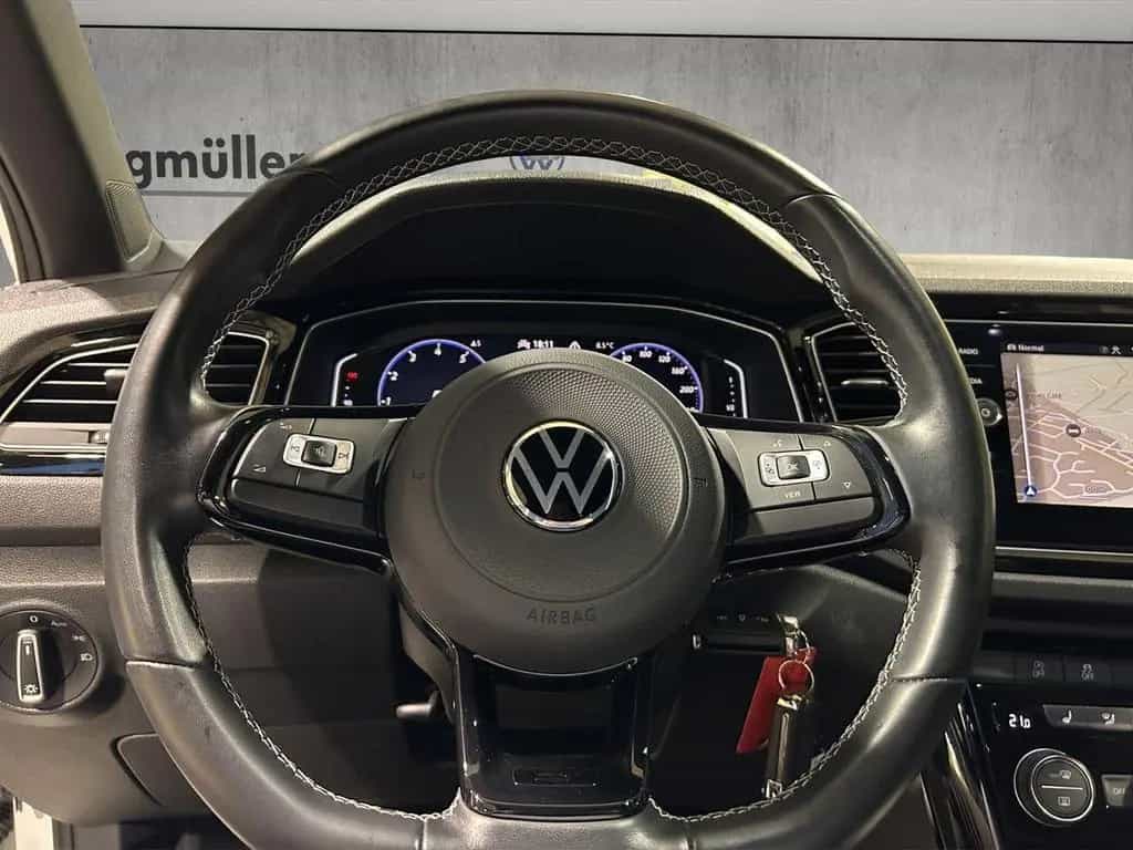 Volkswagen T-Roc 2.0 TSI R 4Motion 10/2021-photo-9