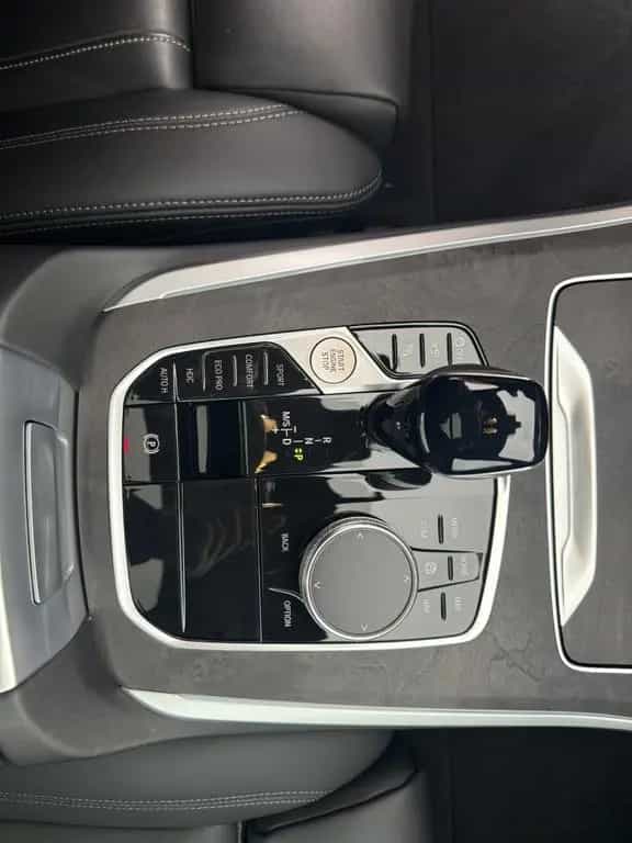 BMW X5 xDrive40d M Sport Standhzg AHK Panorama HeadU 11/2022-photo-15