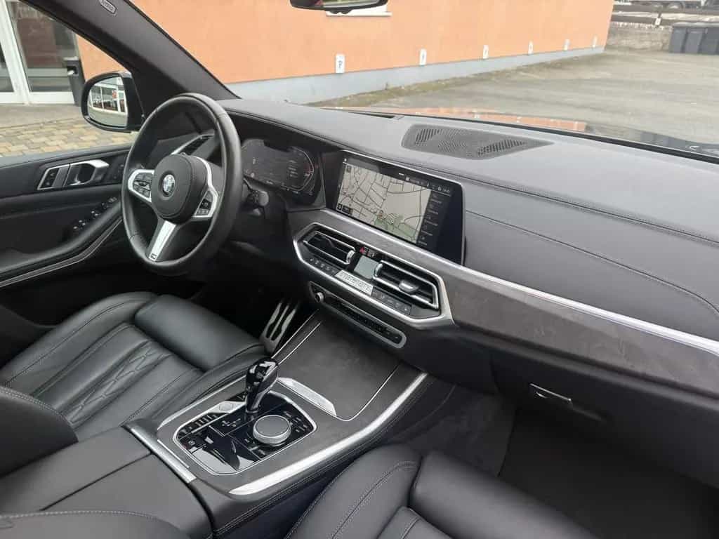 BMW X5 xDrive40d M Sport Standhzg AHK Panorama HeadU 11/2022-photo-17