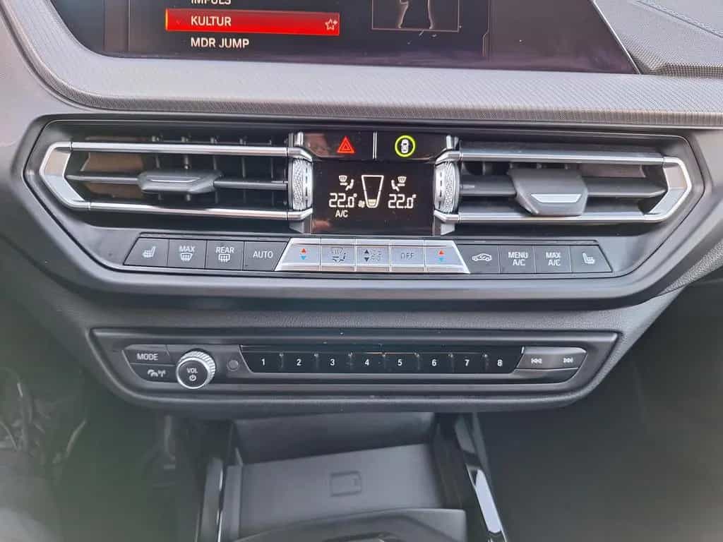 BMW 118 i M Sport SHZ|Klimaaut.|LED 06/2020-photo-20