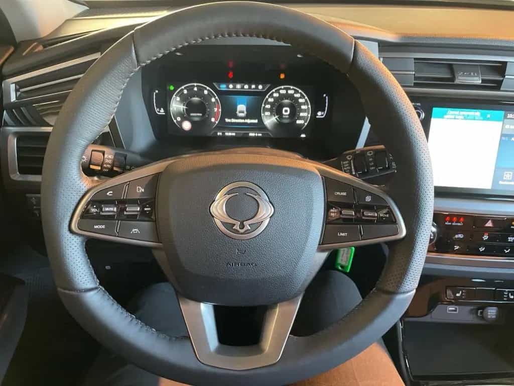 KGM Korando 1.5 T-GDi Essential null-photo-4