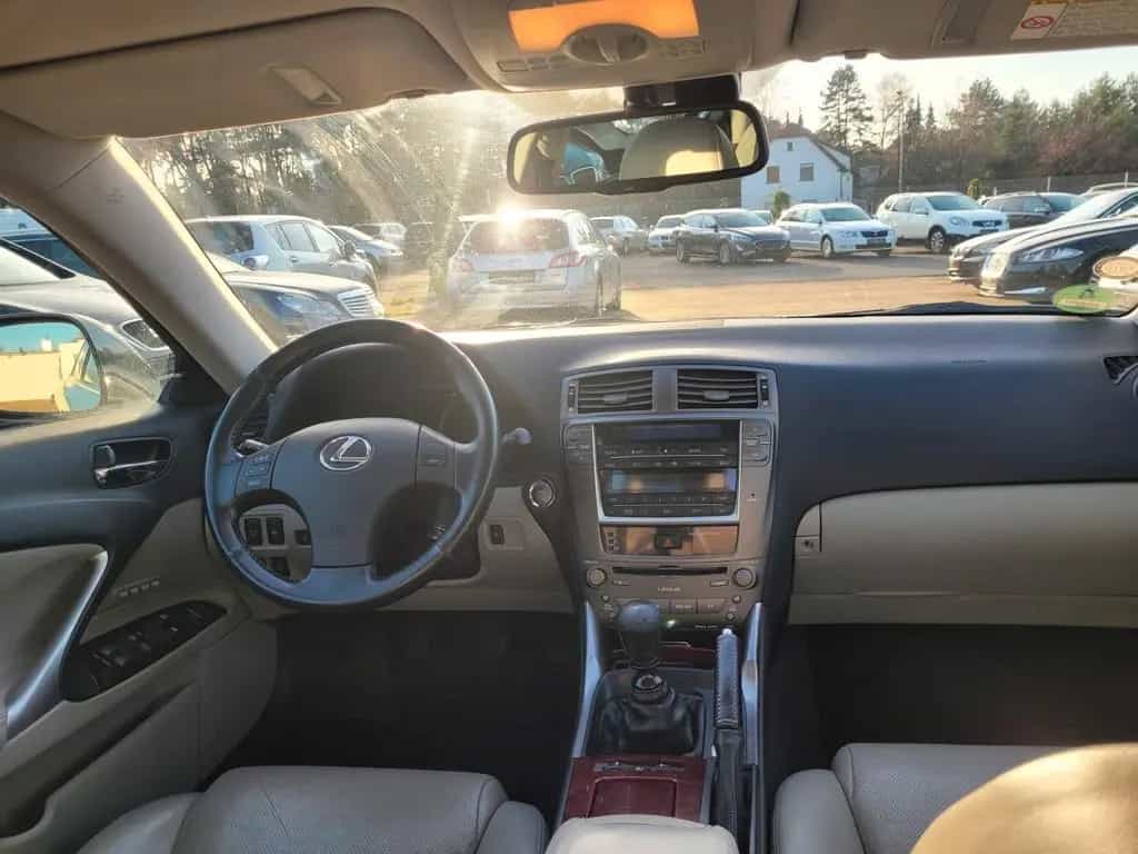 Lexus IS 220 *LEDER*XENON*SHZ*PDC*SCHIEBEDACH*GEPFLEGT* 11/2006-photo-12