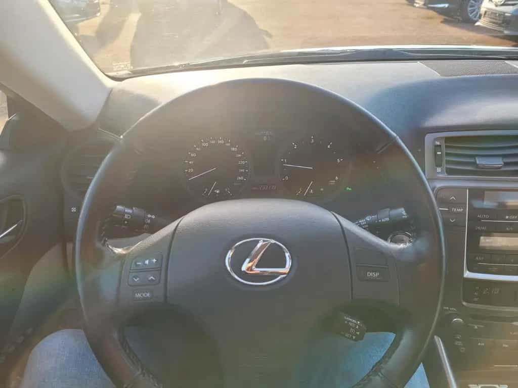 Lexus IS 220 *LEDER*XENON*SHZ*PDC*SCHIEBEDACH*GEPFLEGT* 11/2006-photo-17