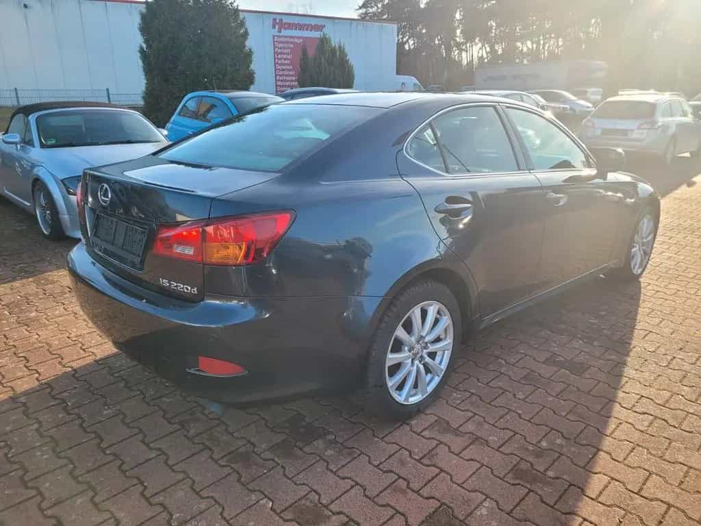 Lexus IS 220 *LEDER*XENON*SHZ*PDC*SCHIEBEDACH*GEPFLEGT* 11/2006-photo-4