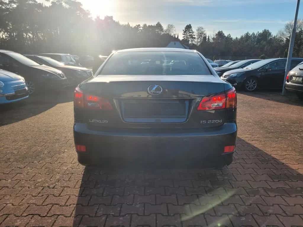 Lexus IS 220 *LEDER*XENON*SHZ*PDC*SCHIEBEDACH*GEPFLEGT* 11/2006-photo-5