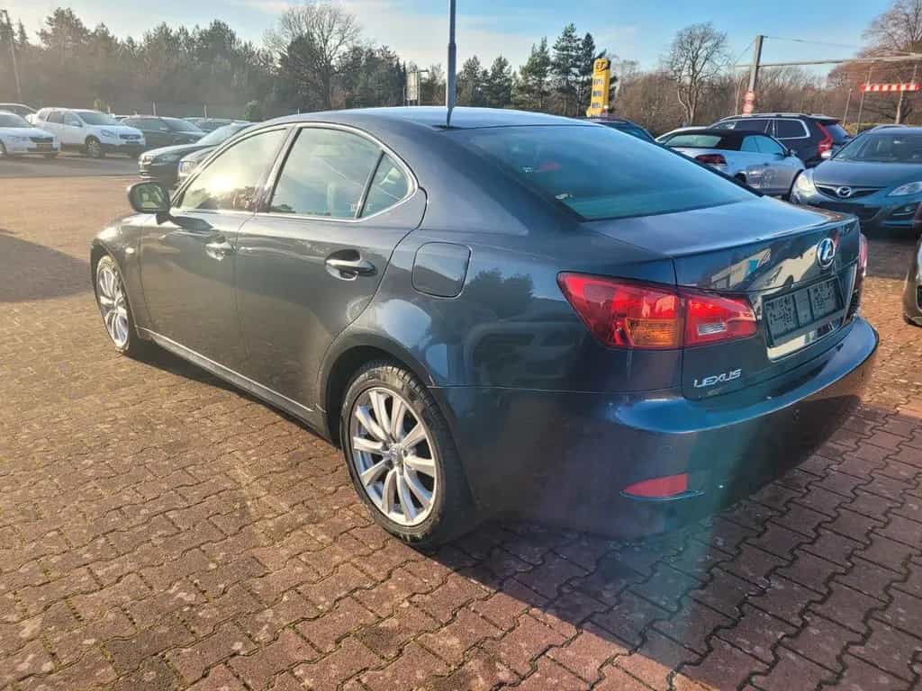 Lexus IS 220 *LEDER*XENON*SHZ*PDC*SCHIEBEDACH*GEPFLEGT* 11/2006-photo-6