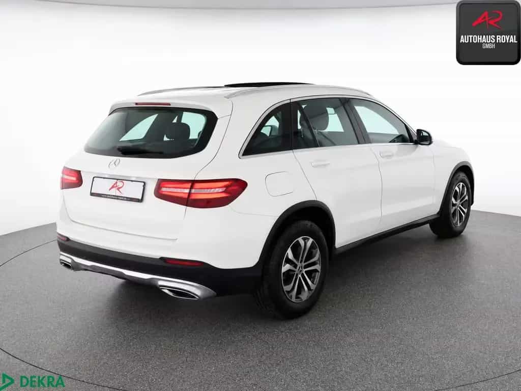 Mercedes-Benz GLC 350 d 4M EXCLUSIVE PANO,TOTWINKEL,AHK,COMAND 11/2017-photo-4