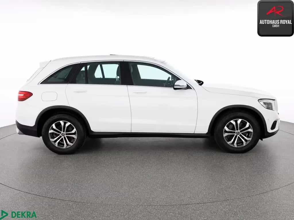Mercedes-Benz GLC 350 d 4M EXCLUSIVE PANO,TOTWINKEL,AHK,COMAND 11/2017-photo-5