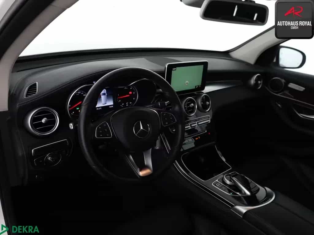 Mercedes-Benz GLC 350 d 4M EXCLUSIVE PANO,TOTWINKEL,AHK,COMAND 11/2017-photo-8