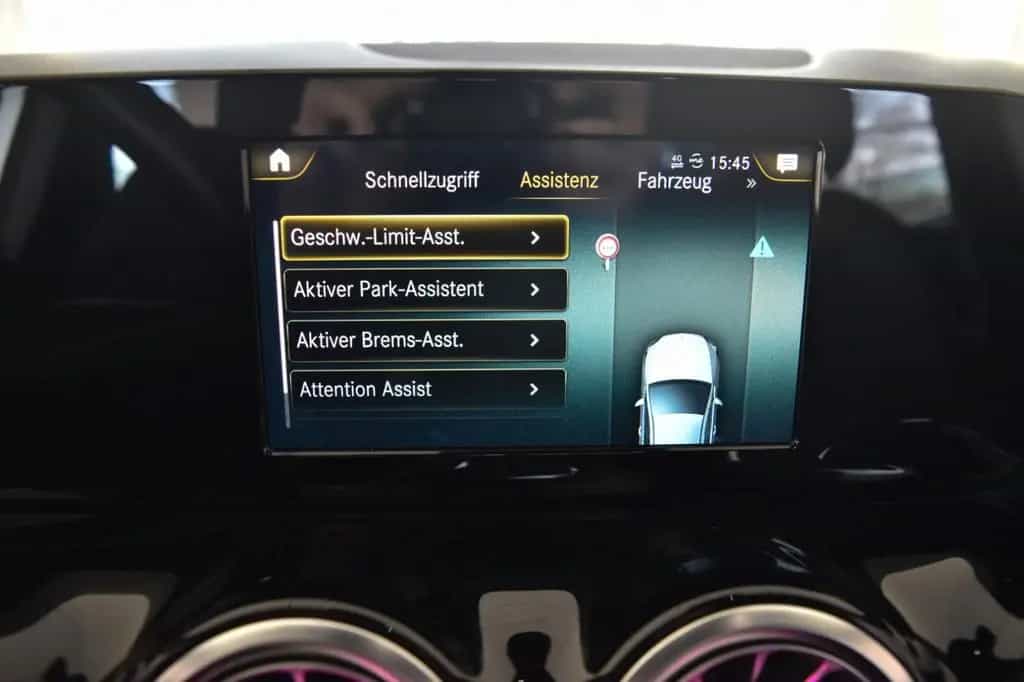 Mercedes-Benz B 200 Business~Automatik~Leder~Navi~Apple~LED 10/2019-photo-38