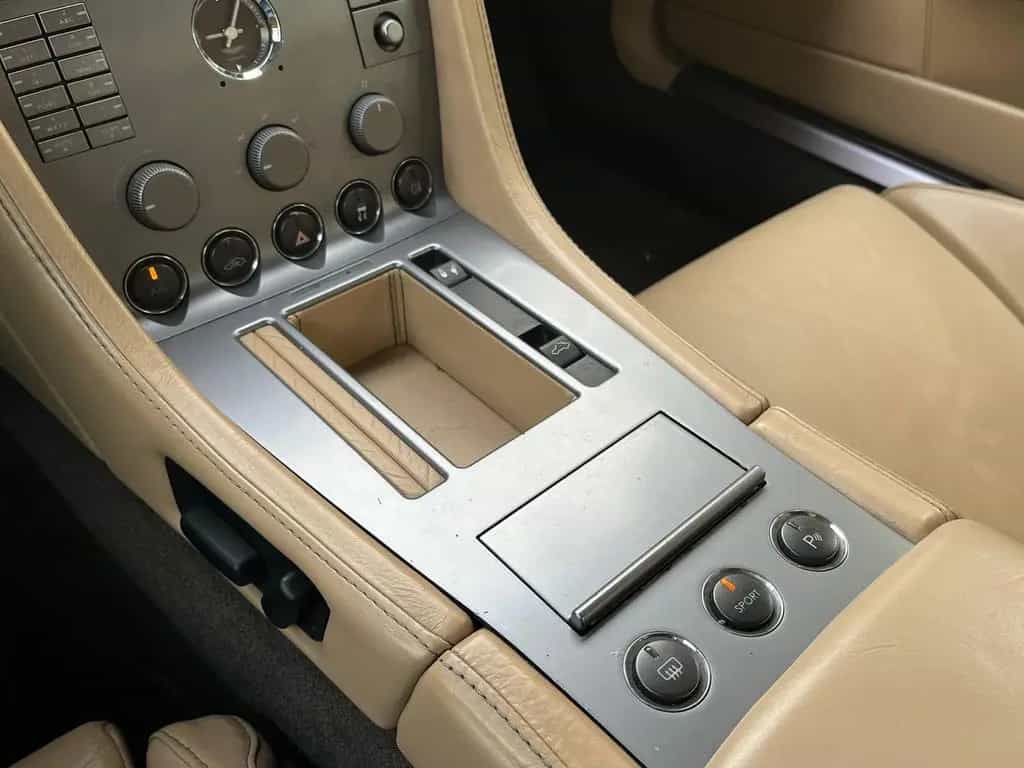 Aston Martin DB9 Volante 5.9 V12|Dealer Maintained|Leder|Pdc| 04/2006-photo-24