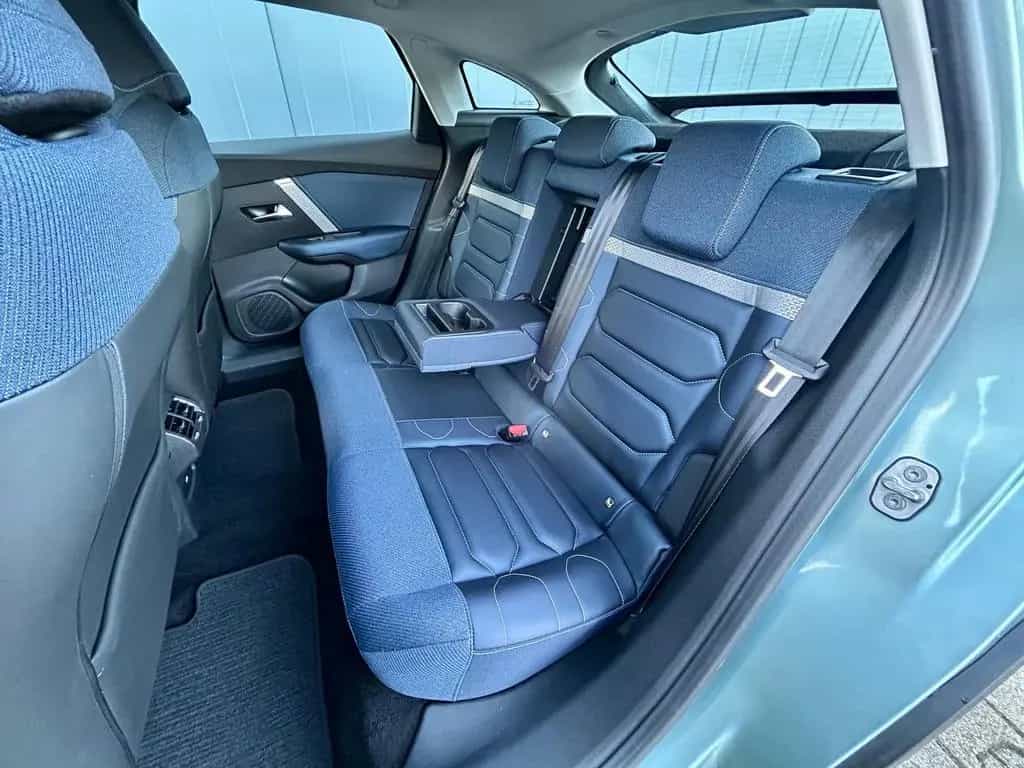 Citroën C4 1.2 PureTech Feel Pack *HUD*LED*CAM*KEY*NAVI* 06/2021-photo-22