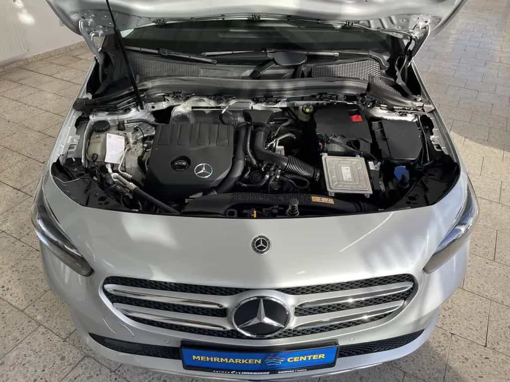 Mercedes-Benz B-Class 200 Style 8-fach bereift SHZ PTS NAVI LED 08/2019-photo-10