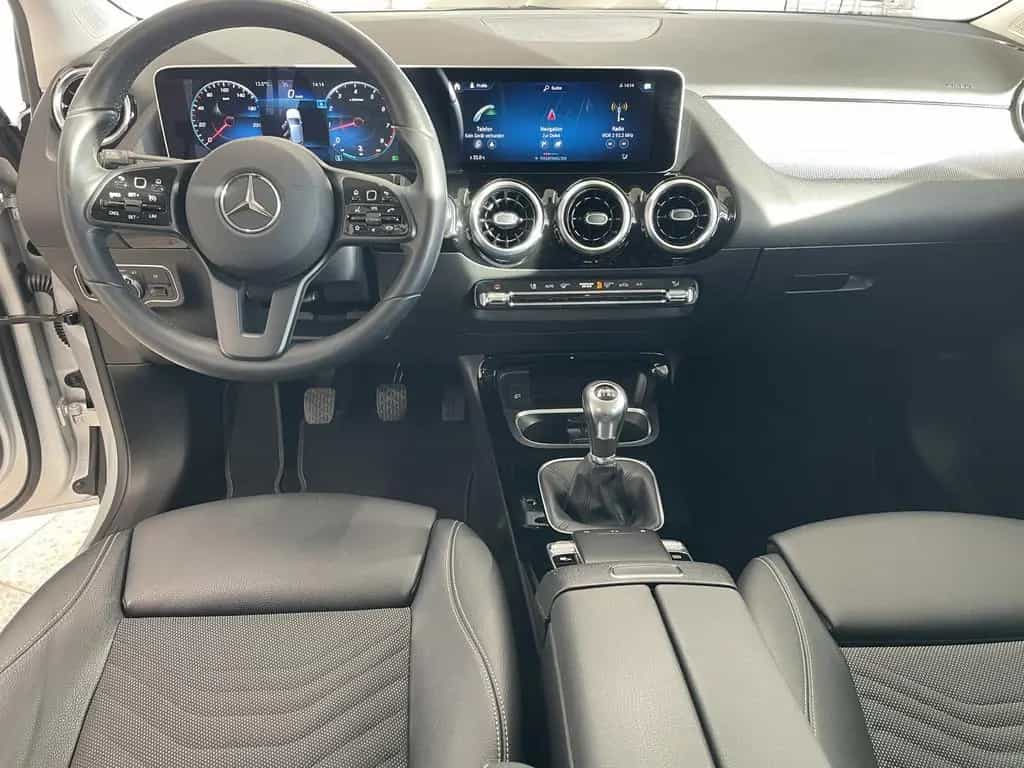 Mercedes-Benz B-Class 200 Style 8-fach bereift SHZ PTS NAVI LED 08/2019-photo-15