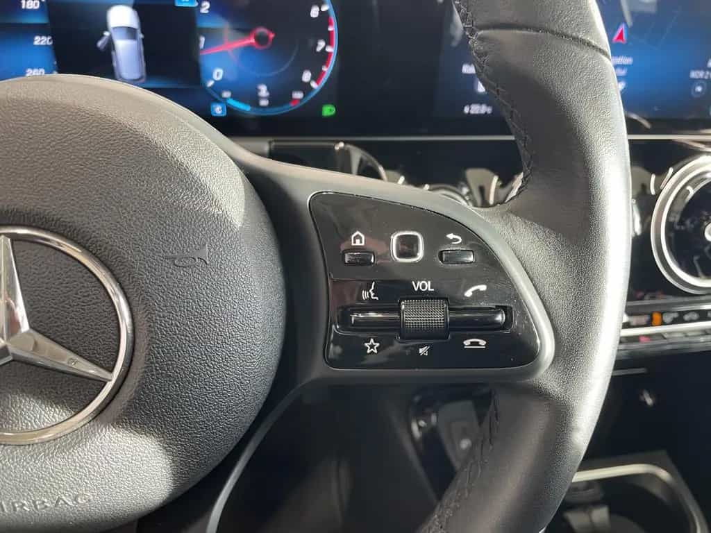 Mercedes-Benz B-Class 200 Style 8-fach bereift SHZ PTS NAVI LED 08/2019-photo-20