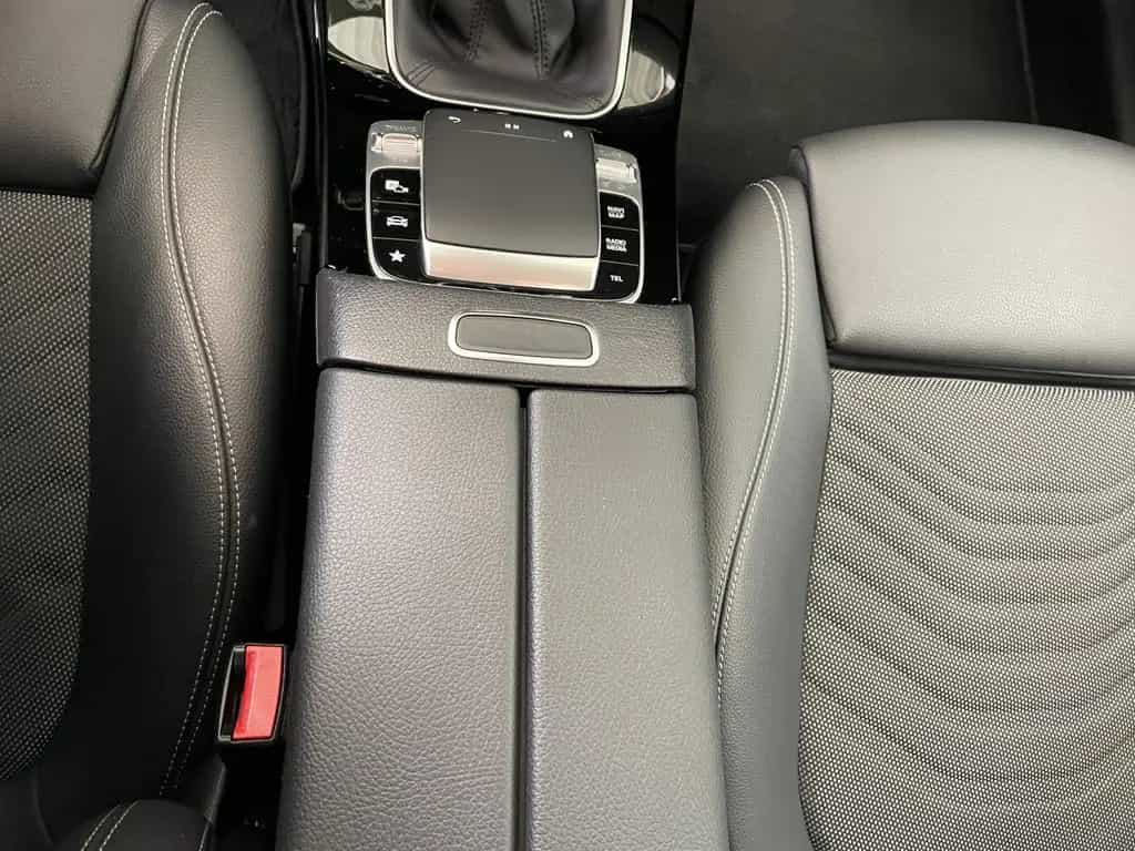 Mercedes-Benz B-Class 200 Style 8-fach bereift SHZ PTS NAVI LED 08/2019-photo-29