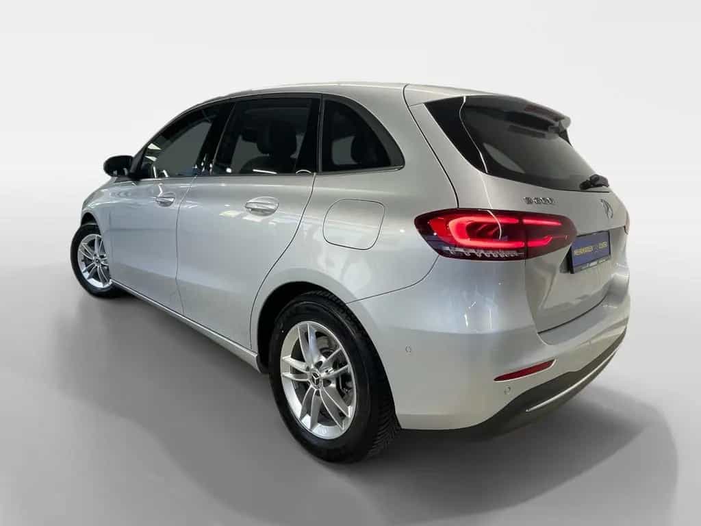 Mercedes-Benz B-Class 200 Style 8-fach bereift SHZ PTS NAVI LED 08/2019-photo-3