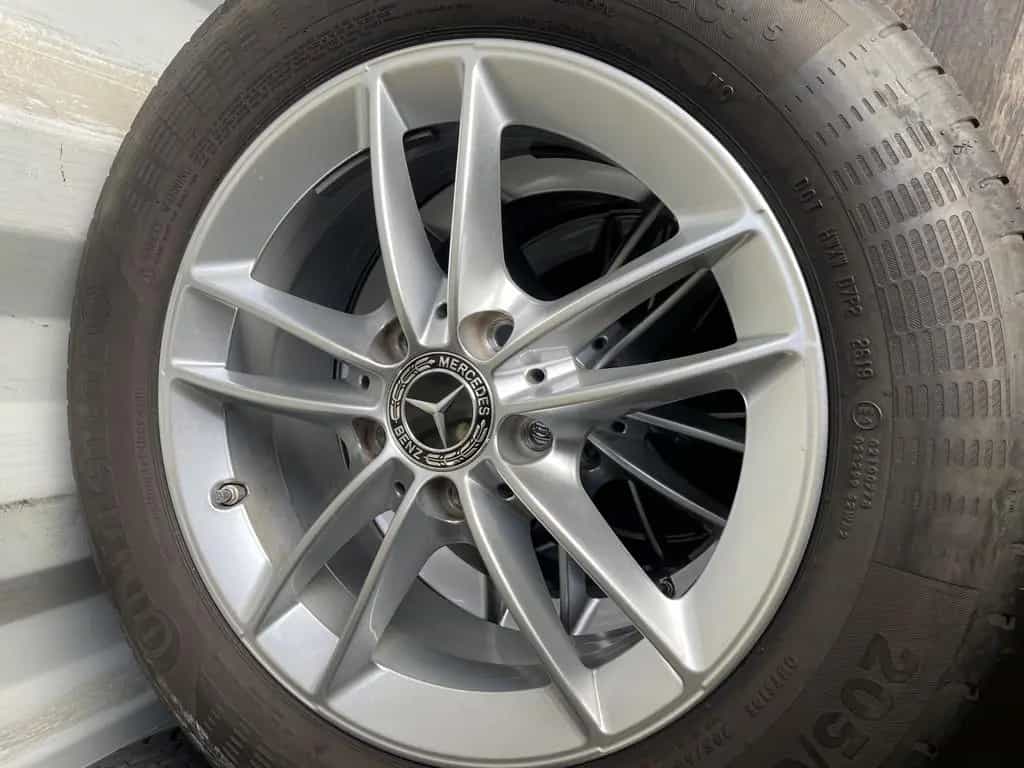 Mercedes-Benz B-Class 200 Style 8-fach bereift SHZ PTS NAVI LED 08/2019-photo-41