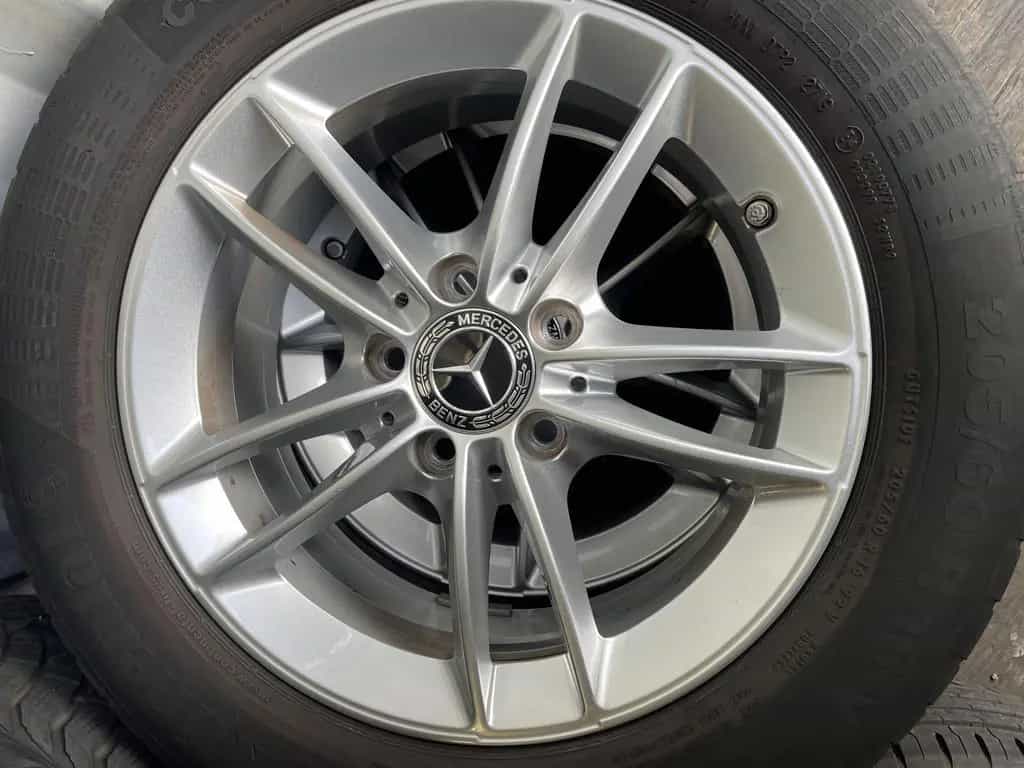 Mercedes-Benz B-Class 200 Style 8-fach bereift SHZ PTS NAVI LED 08/2019-photo-43