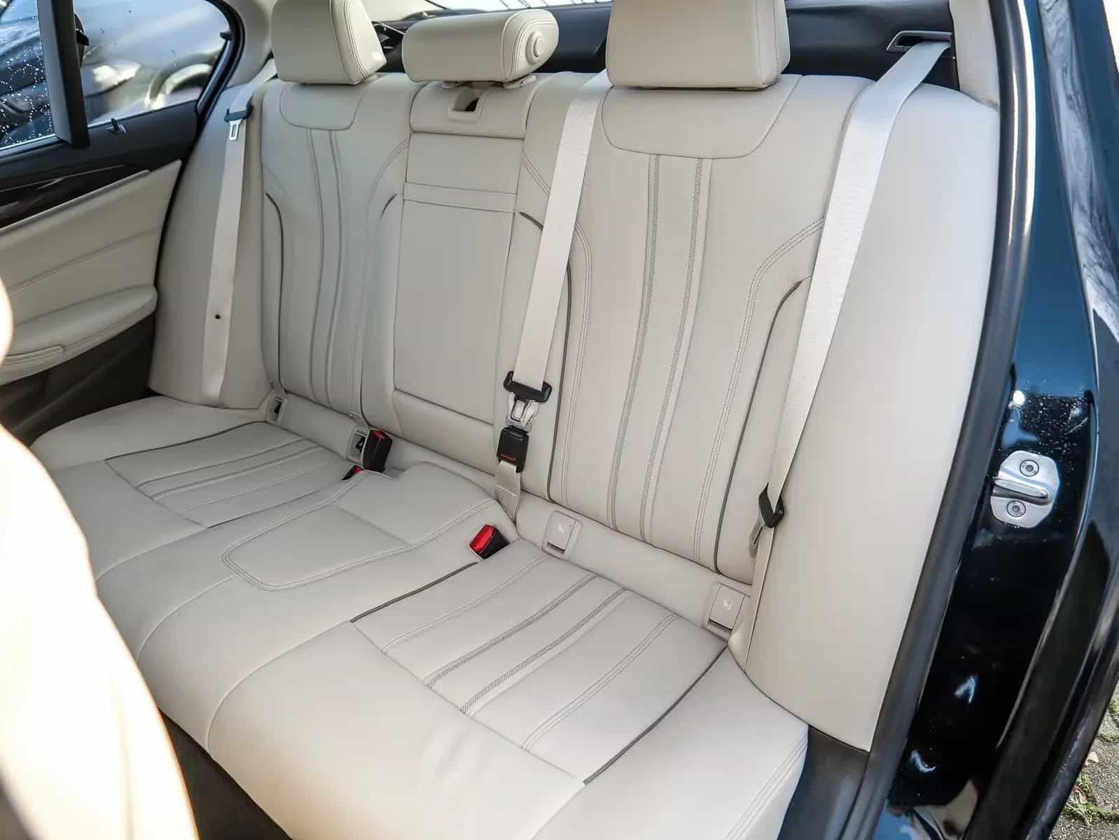 BMW 5 Series 02/2023-photo-12
