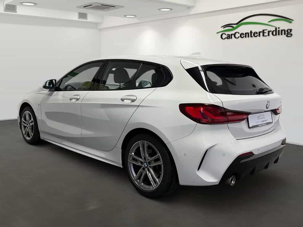 BMW 1 Series Sport*LED*Navi*LiveCockpit*DAB*Tempo. 10/2021-photo-3