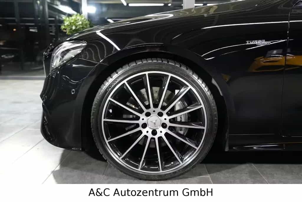 Mercedes-Benz E 53 AMG 4Matic Coupé 10/2018-photo-24