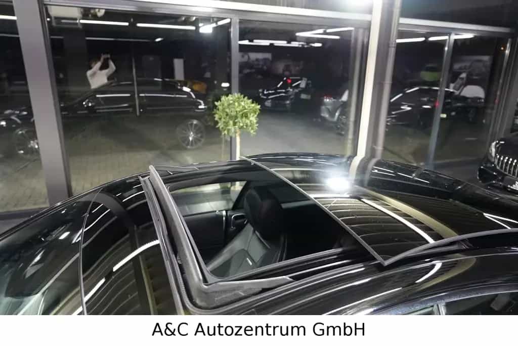 Mercedes-Benz E 53 AMG 4Matic Coupé 10/2018-photo-9