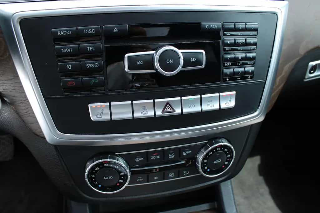 Mercedes-Benz GL-Class 400 4Matic *1.HAND*WENIG KM*TÜV NEU*PANORAMA* 10/2015-photo-17
