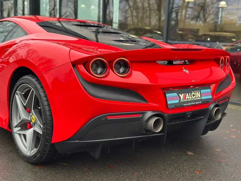 Ferrari F8 Tributo Coupé DCT 1.H/S-H/R-CAM/R-SEATS/CARBO 02/2021-photo-13