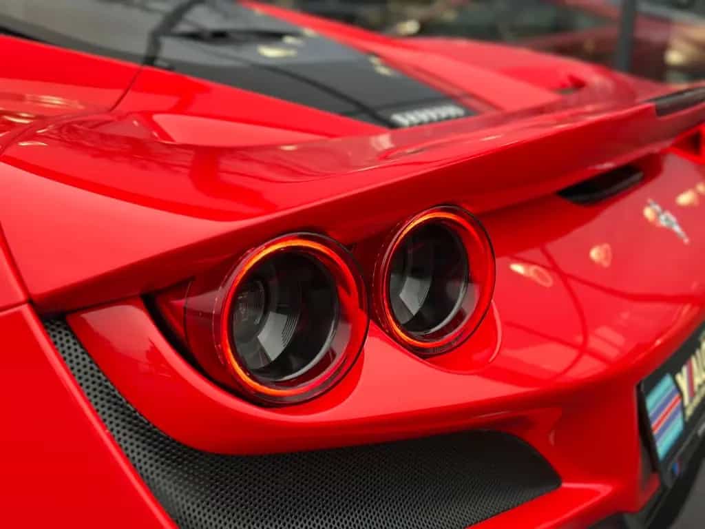 Ferrari F8 Tributo Coupé DCT 1.H/S-H/R-CAM/R-SEATS/CARBO 02/2021-photo-21