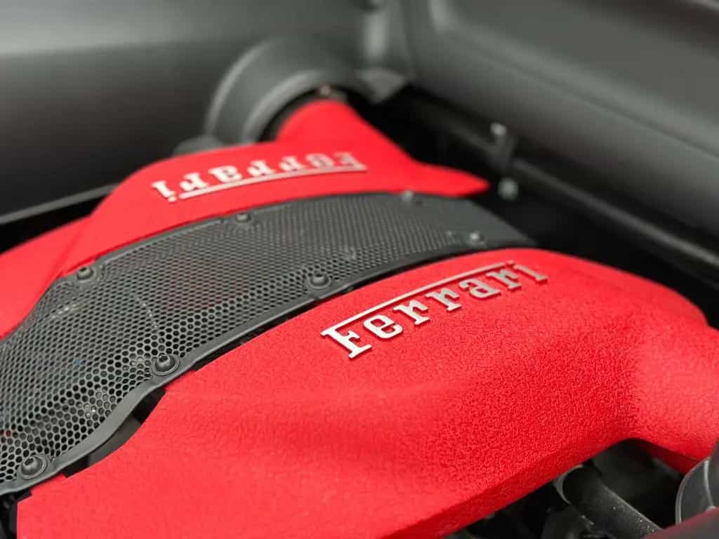 Ferrari F8 Tributo Coupé DCT 1.H/S-H/R-CAM/R-SEATS/CARBO 02/2021-photo-24