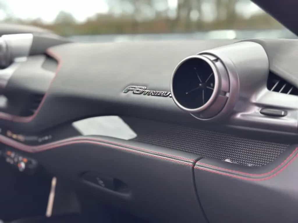 Ferrari F8 Tributo Coupé DCT 1.H/S-H/R-CAM/R-SEATS/CARBO 02/2021-photo-39