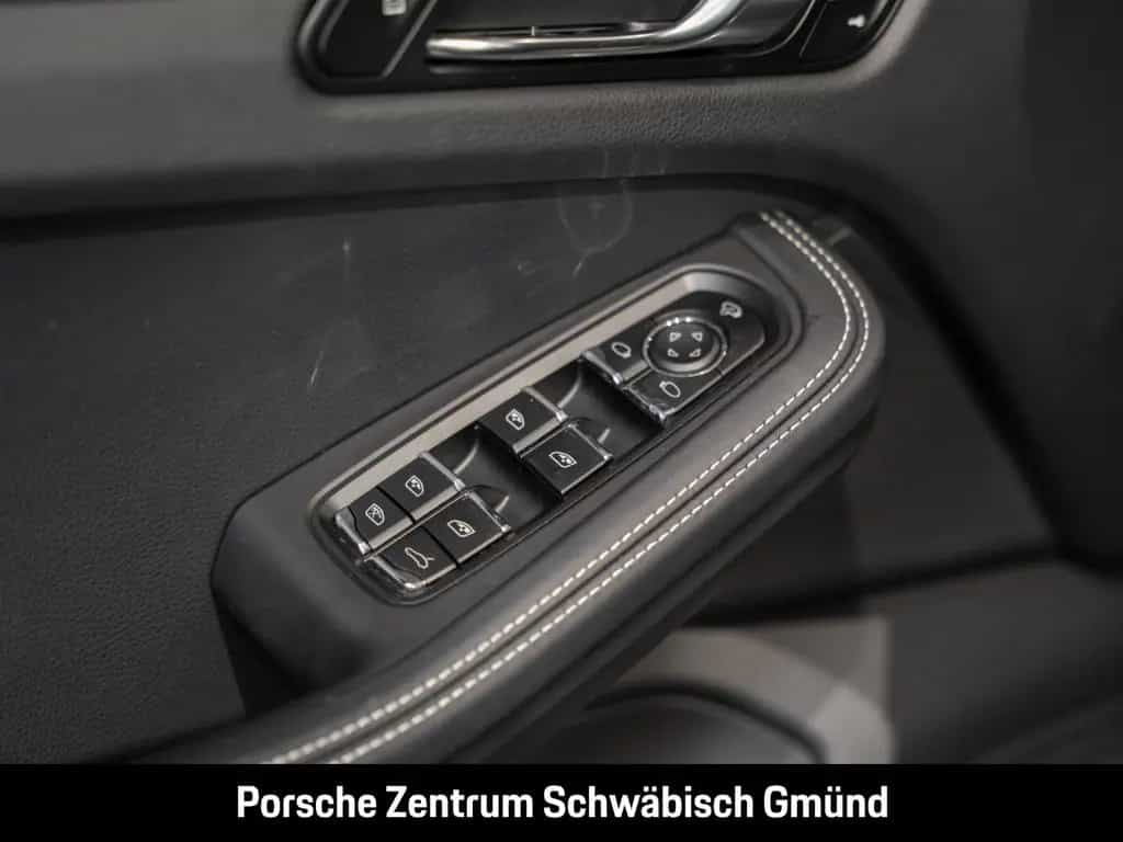 Porsche Macan Surround-View BOSE Luftfederung 20-Zoll 05/2024-photo-23