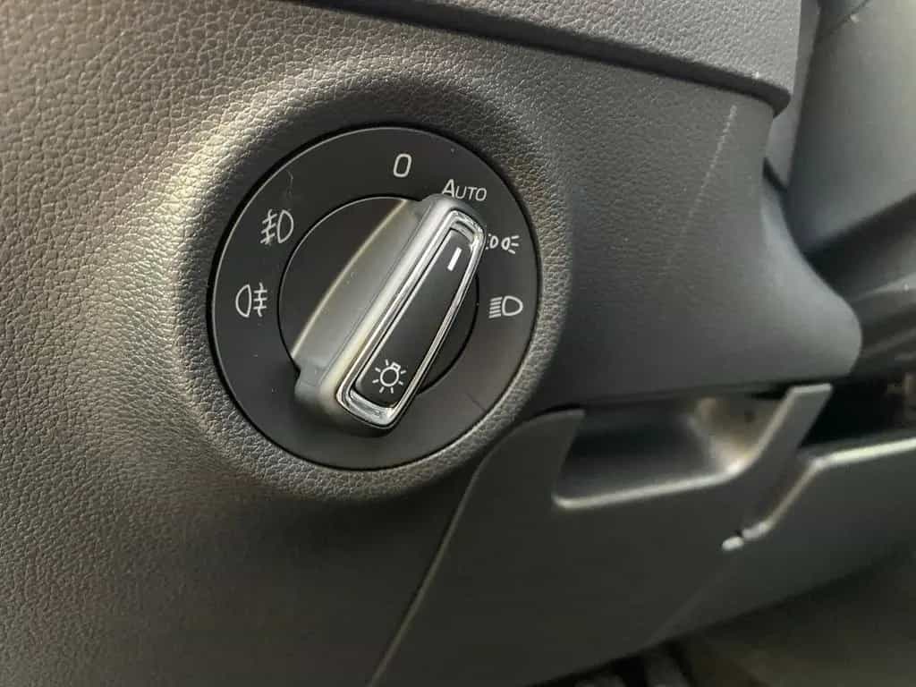 Skoda Karoq 1.5 TSI ACT Style NAVI+SHZ+AHK+KESSY+PDC 12/2017-photo-20