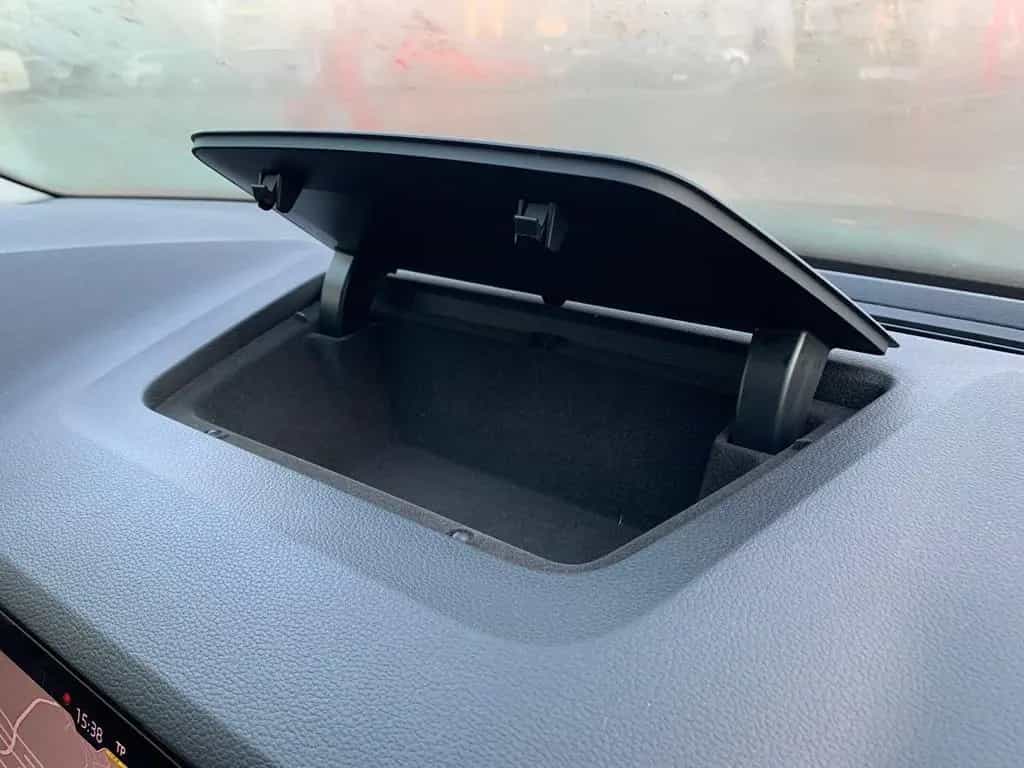 Skoda Karoq 1.5 TSI ACT Style NAVI+SHZ+AHK+KESSY+PDC 12/2017-photo-32