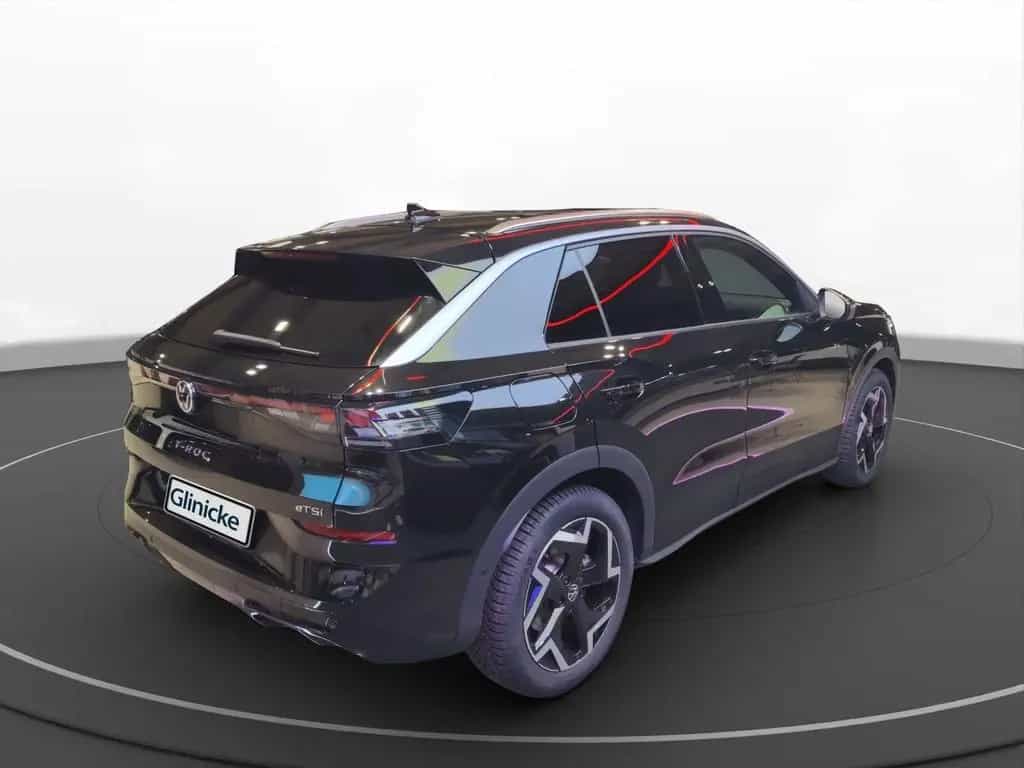 Volkswagen T-Roc R-Line 1.5 l eTSI OPF 110 kW (150 PS) 02/2026-photo-9