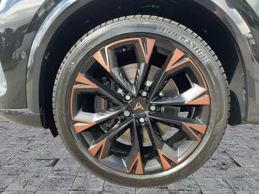 Cupra Formentor VZ 265PS/ Sennheiser/ AHK/ MATRIX/ ACC 03/2026-photo-6