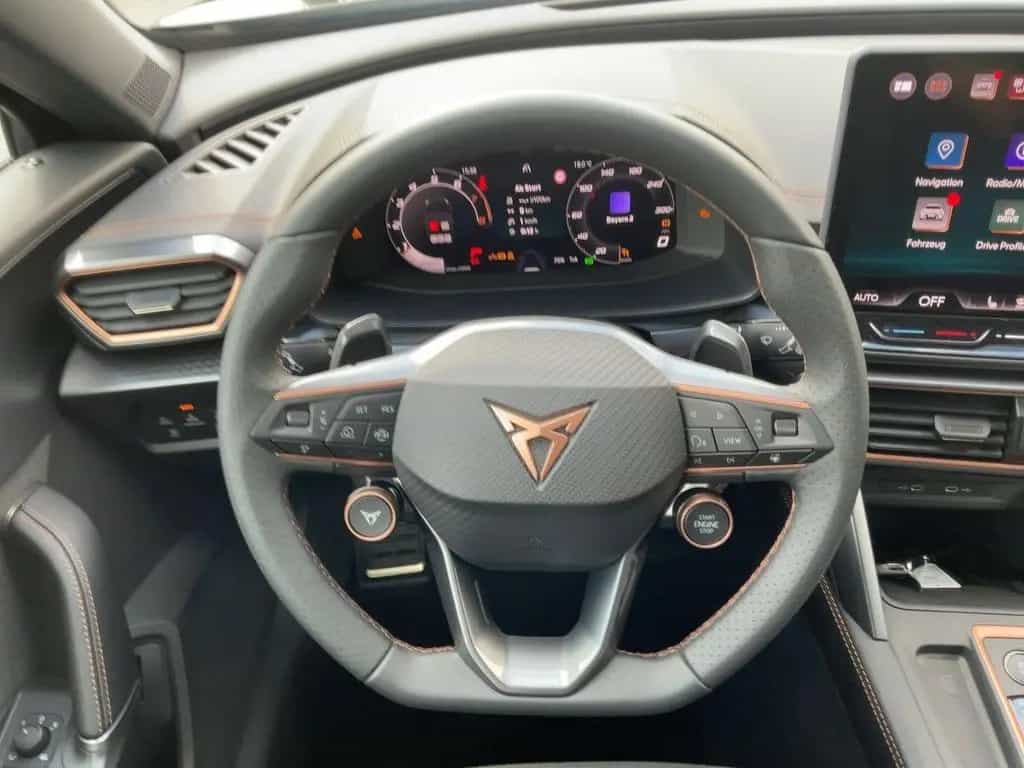 Cupra Formentor VZ 265PS/ Sennheiser/ AHK/ MATRIX/ ACC 03/2026-photo-8
