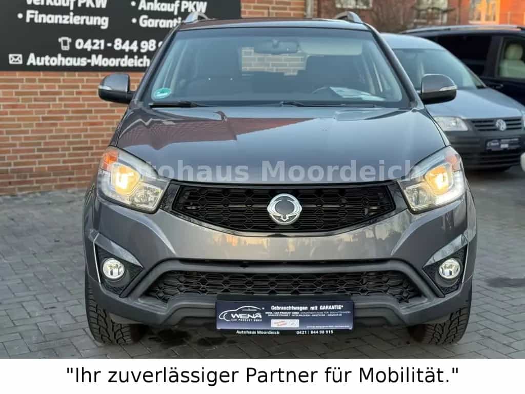 Ssangyong Korando Crystal 4x2 Klima PDC TÜV NEU 03/2015-photo-1